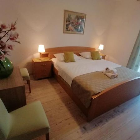Apartmani Niki Hvar Hvar Town Esterno foto