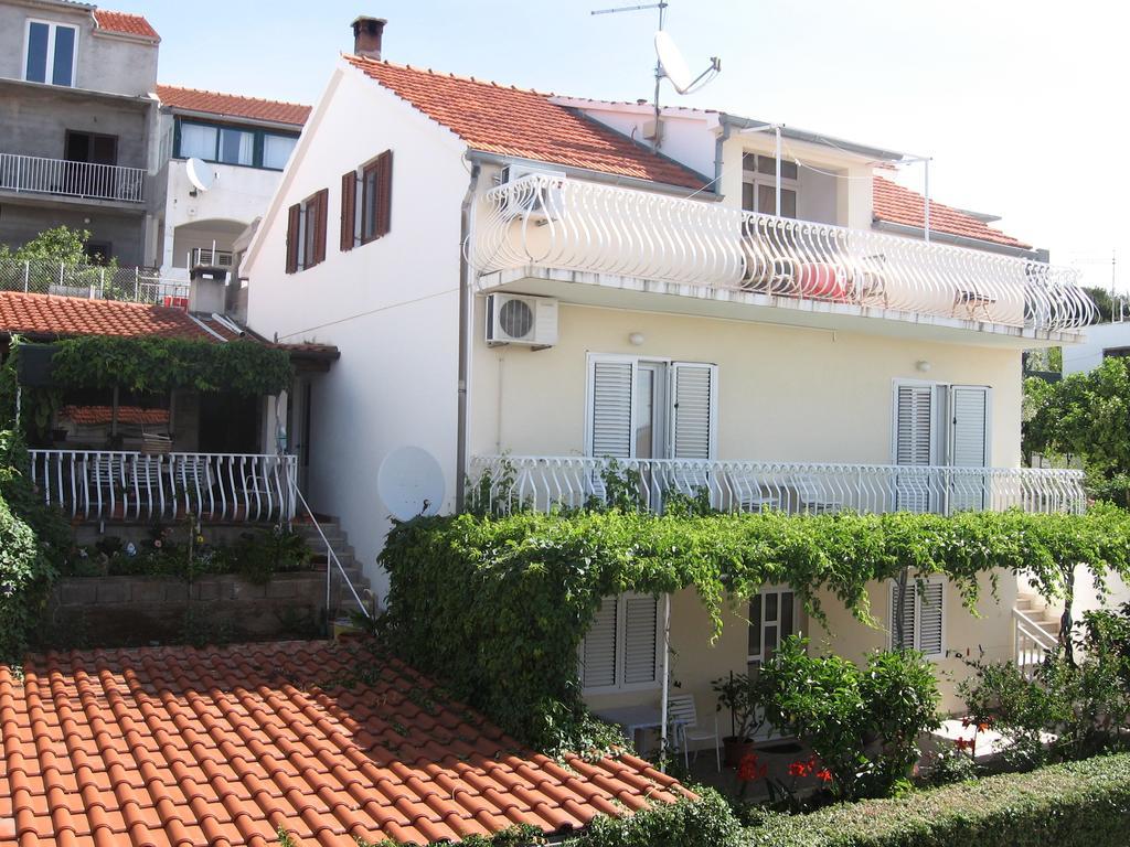 Apartmani Niki Hvar Hvar Town Esterno foto