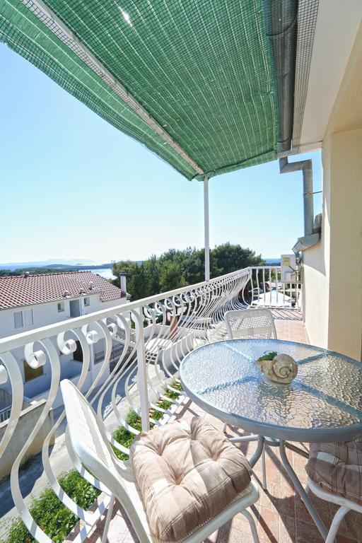 Apartmani Niki Hvar Hvar Town Camera foto