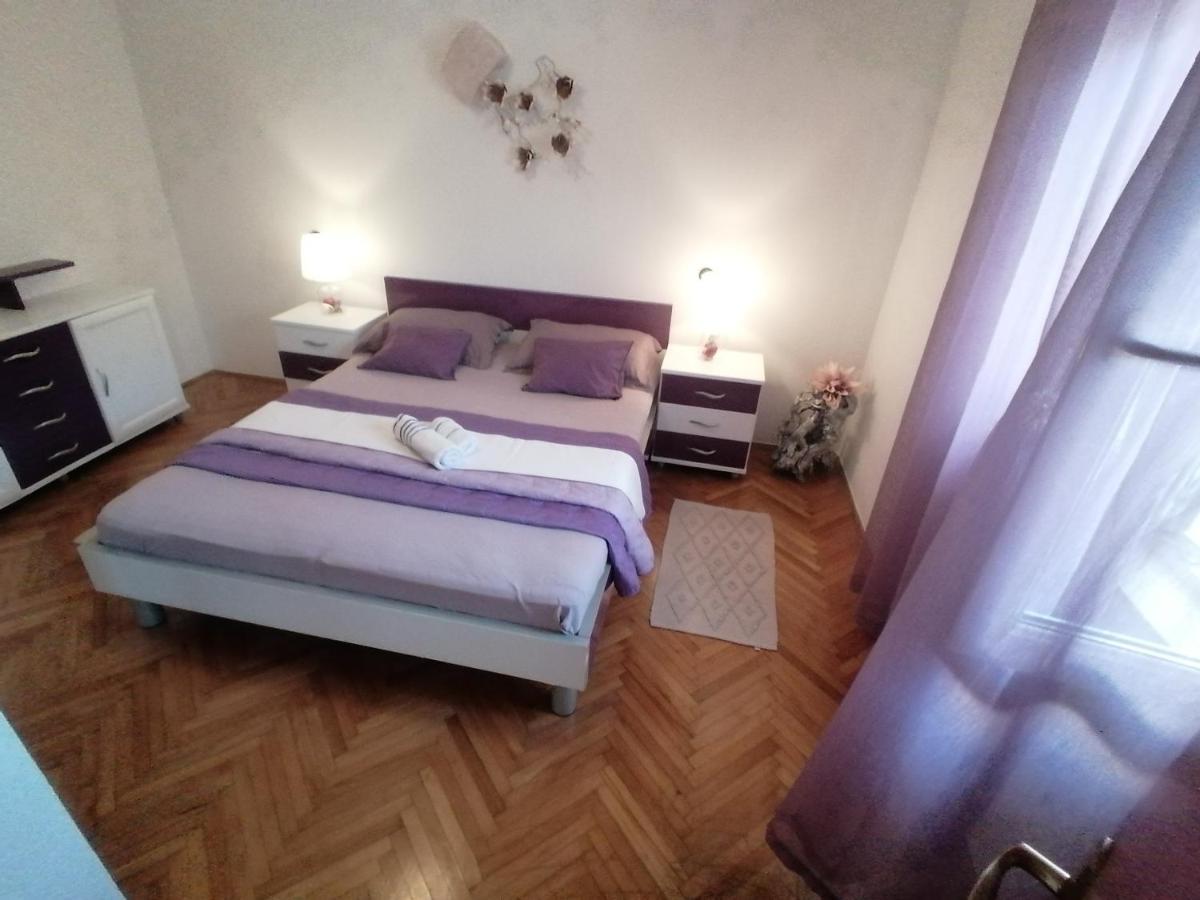 Apartmani Niki Hvar Hvar Town Esterno foto