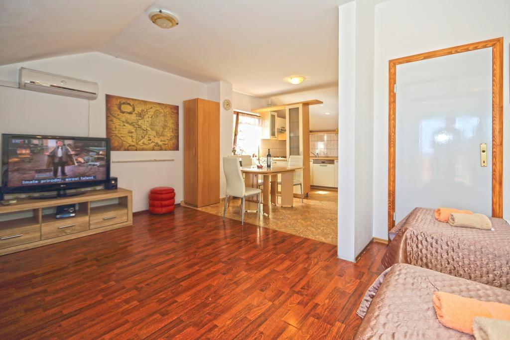 Apartmani Niki Hvar Hvar Town Camera foto